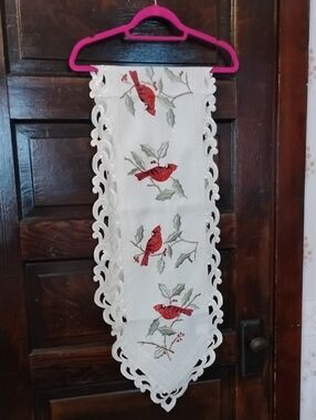 Holiday Cardinal Embroidered Table Runner - White and Red